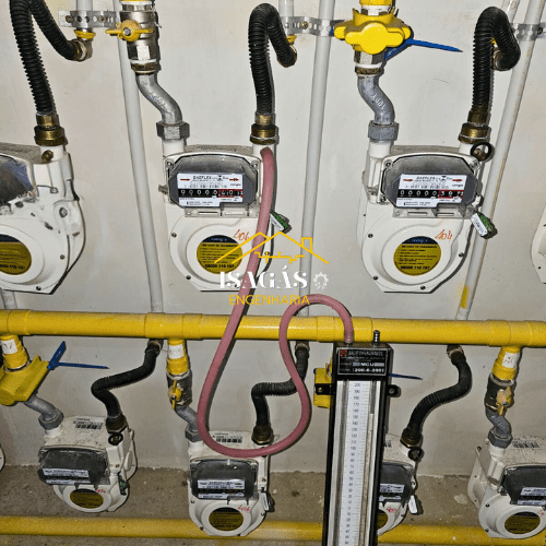 Instalação de ramal de gás com tubulação de cobre e conexões seguras